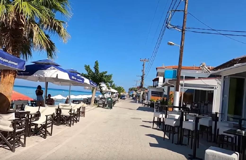 Ponovo se pojavila "nestala" plaža u Pefkohoriju: Urodile plodom žalbe meštana i turista u Grčkoj (Video)