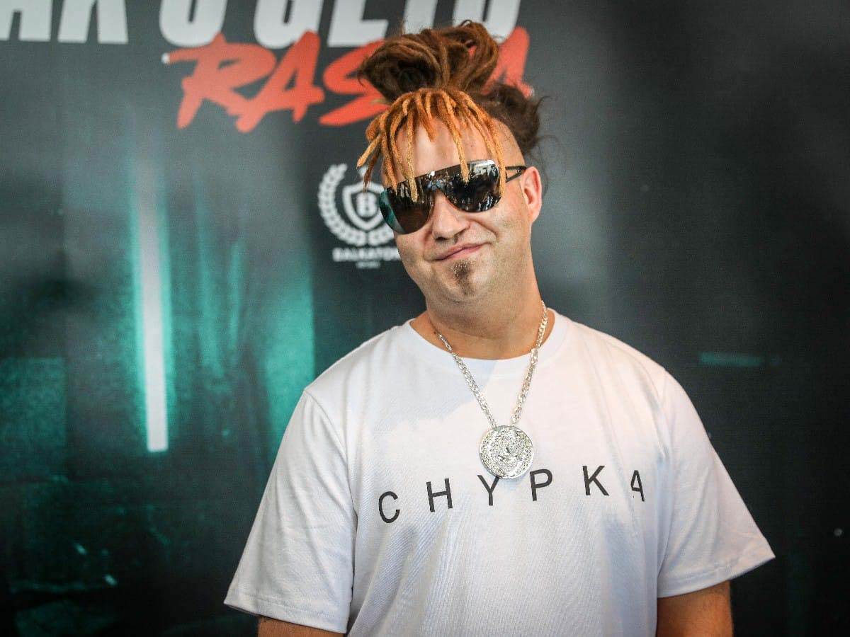 Rasta devojci priredio iznenađenje za Dan zaljubljenih | Mondo