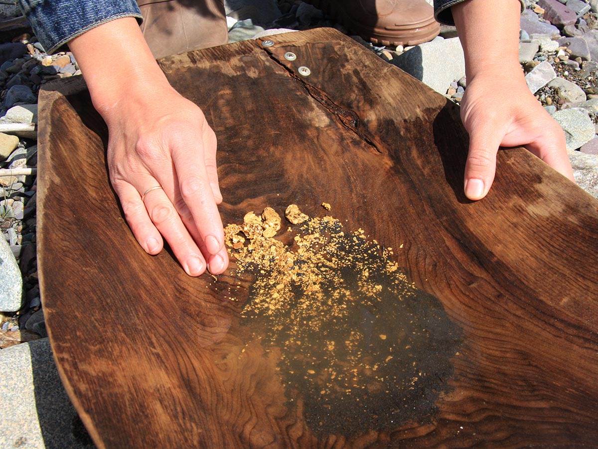 Vrednost zlata "skače" u nebesa: Cena ide i do 10.000 dolara po unci