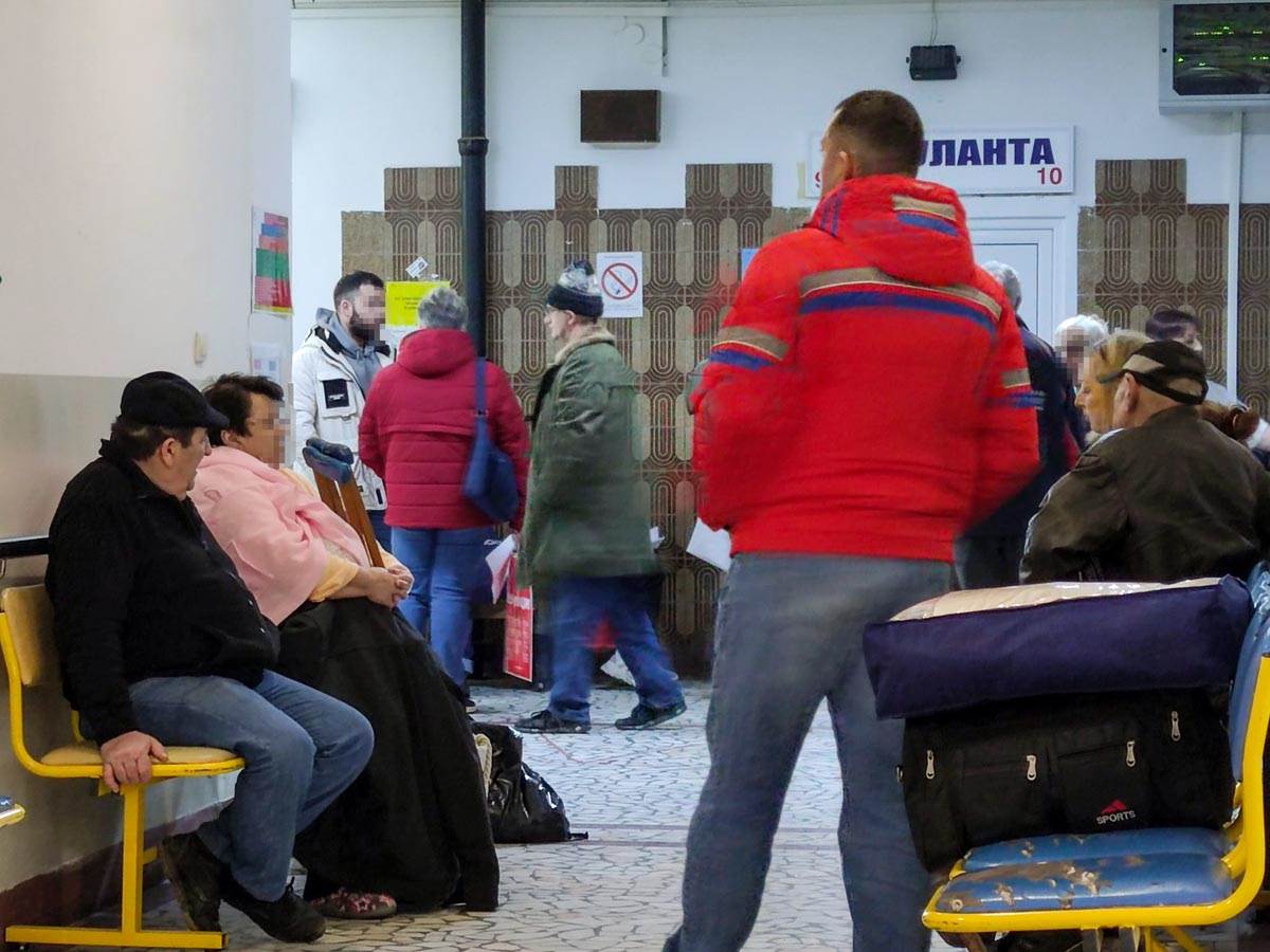 Treća bolnica u Srbiji zabranila posete! Uvedene ekstremne mere zbog širenja virusa