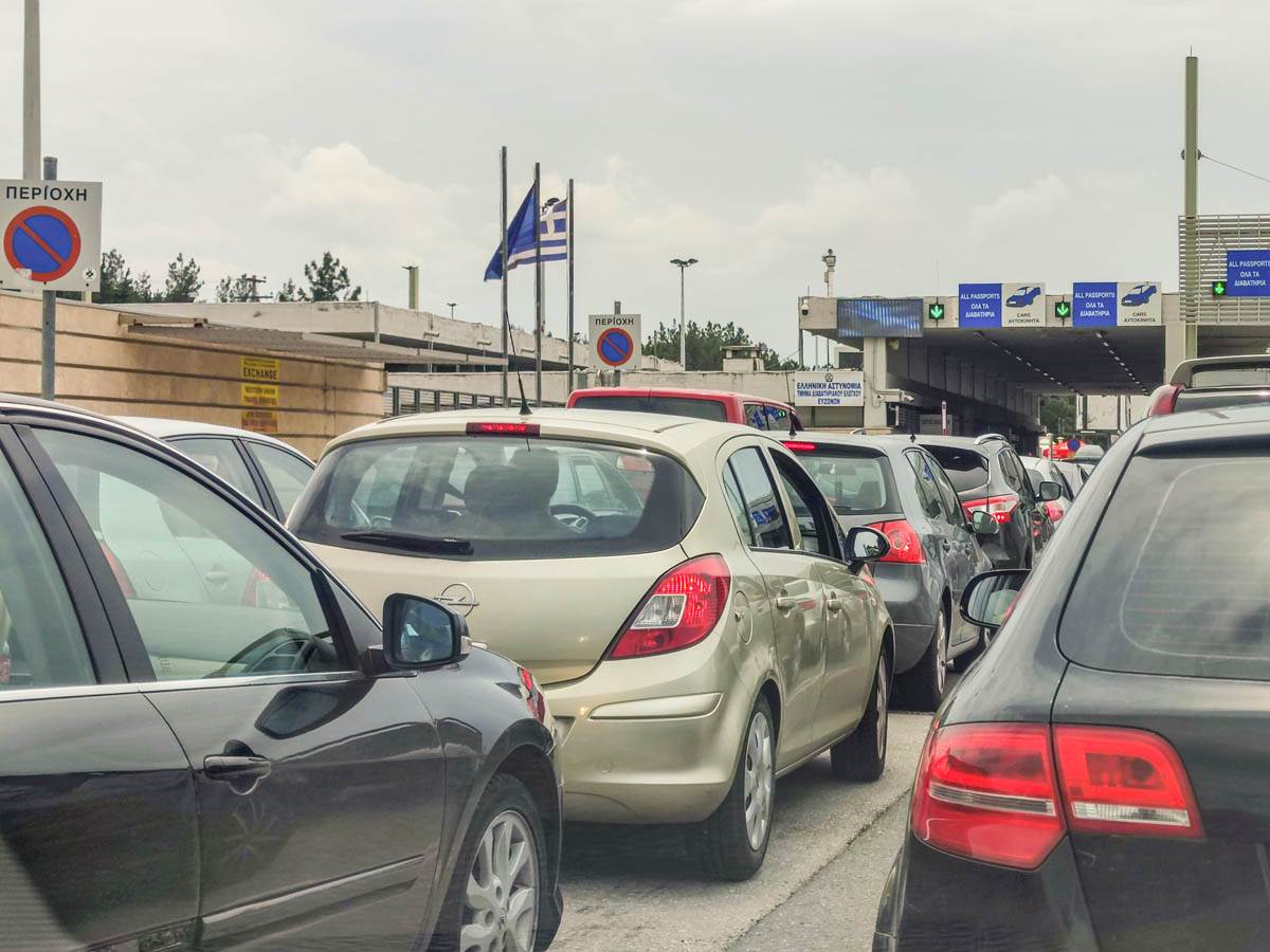 Za ulazak u EU taksa 7 evra: Nova pravila stižu u maju, evo šta čeka Srbe na granicama Za ulazak u EU taksa 7 evra: Nova pravila stižu u maju, evo šta čeka Srbe na granicama