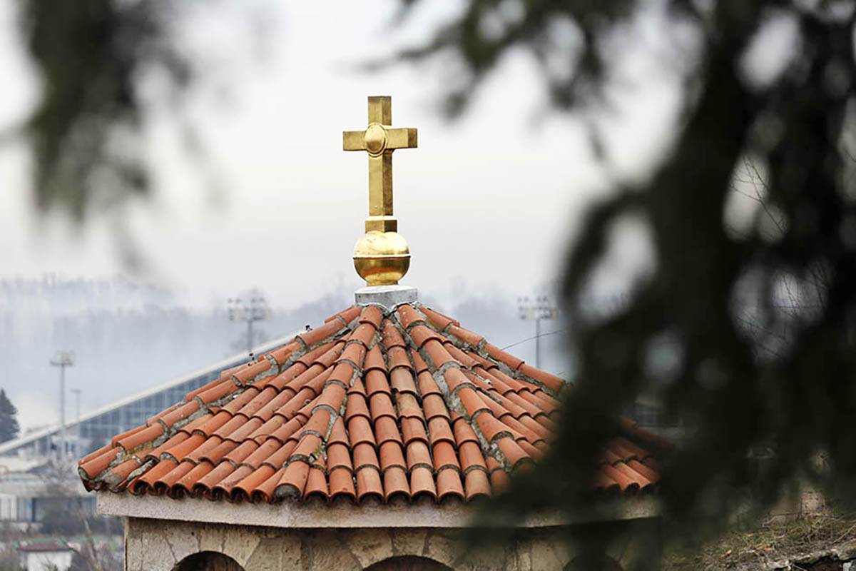 Šta treba da se uradi sa svetom vodicom za Krstovdan? Jedan običaj bi trebalo ispoštovati