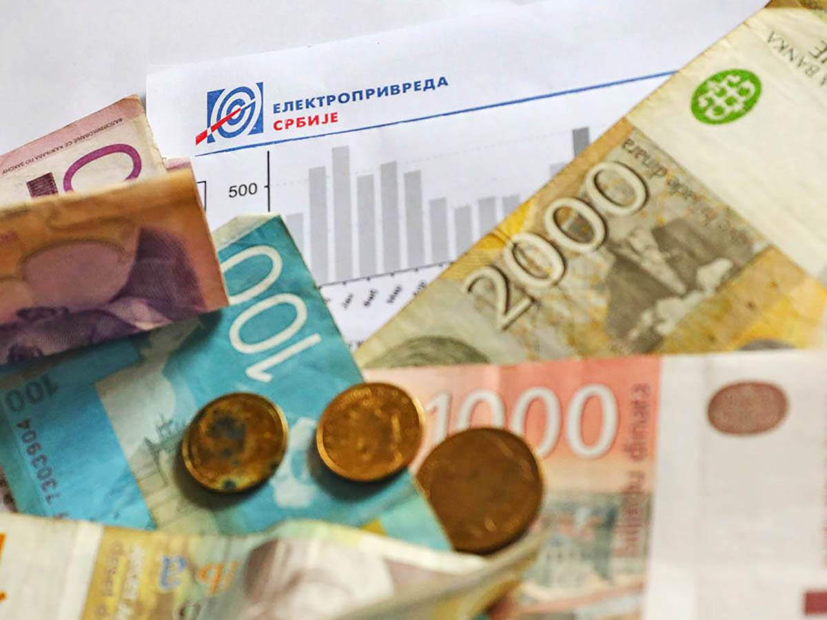 Oglasili se iz EPS-a: Evo šta se menja u plaćanju računa za struju Oglasili se iz EPS-a: Evo šta se menja u plaćanju računa za struju
