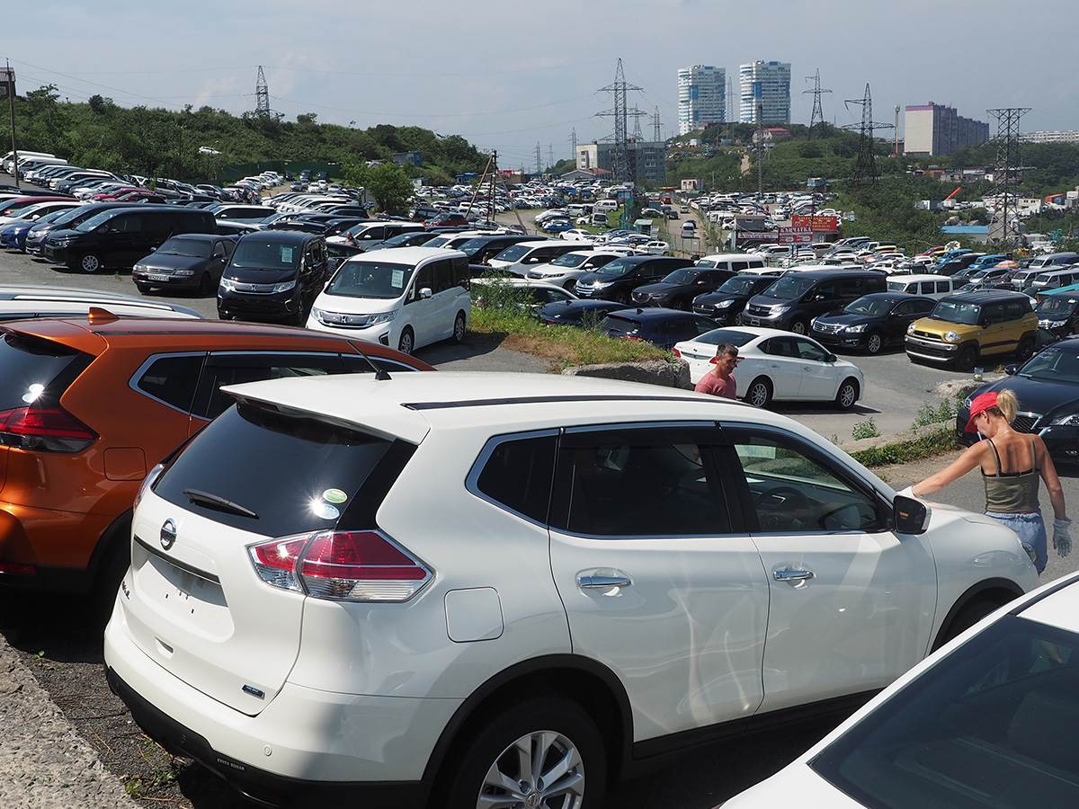 Kako se utvrđuje cena polovnjaka? Vozači ovako pokušavaju da umanje porez, ali jednu stvar morate da znate Kako se utvrđuje cena polovnjaka? Vozači ovako pokušavaju da umanje porez, ali jednu stvar morate da znate
