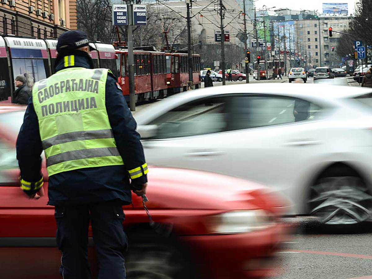 Tokom novogodišnjih praznika biće pojačana kontrola saobraćaja: Posebno će se kontrolisati jedan prekršaj