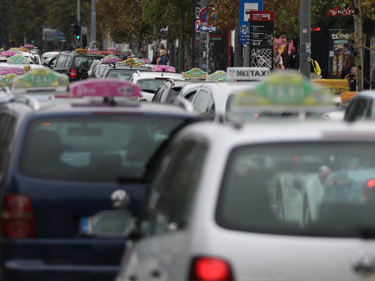 Šta su taksimetri sa blututom koji su uvedeni kao obavezni u vozilima? Svi će morati da ih zamene u Beogradu