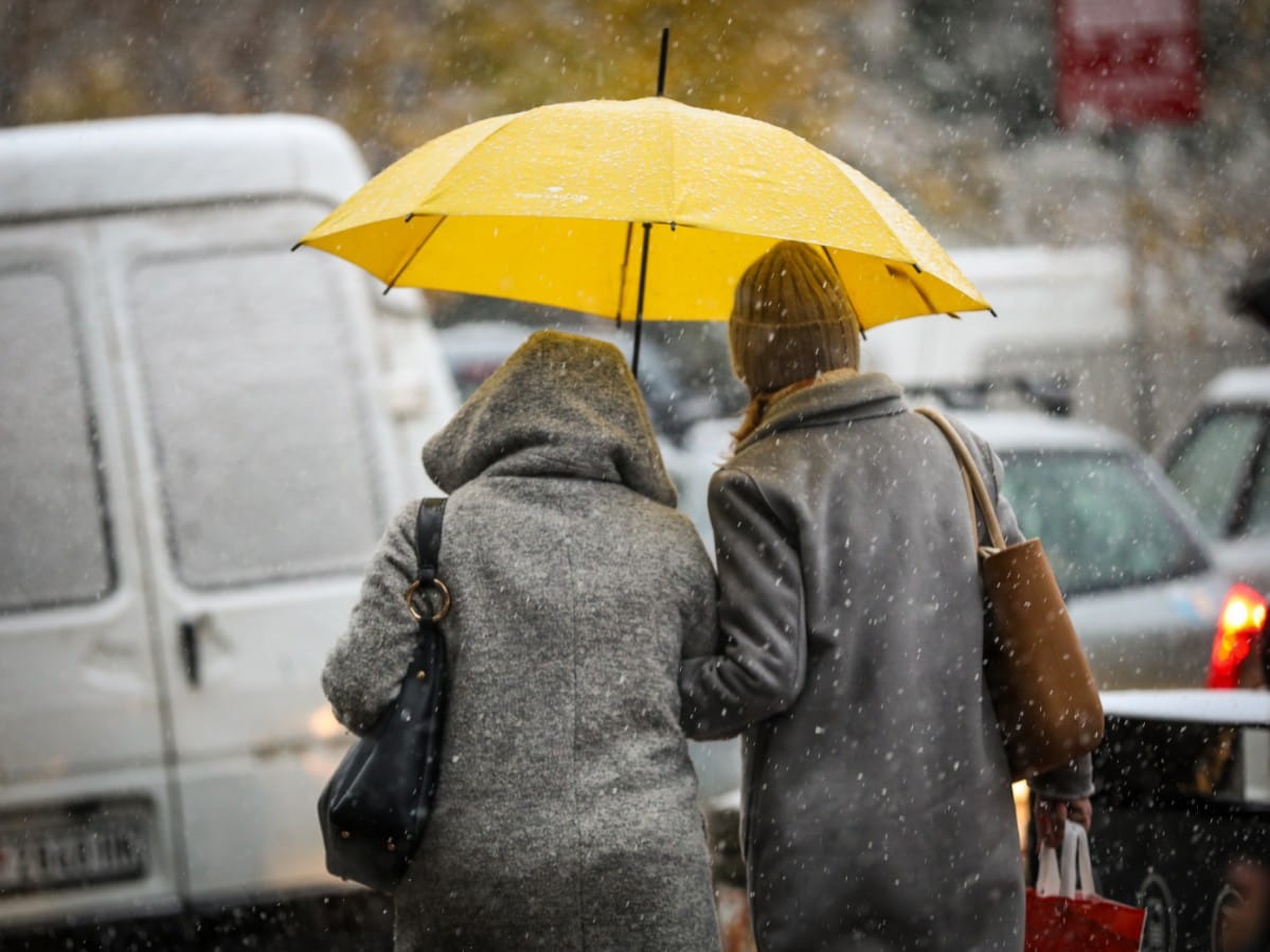 Sa 19 stepeni temperatura pada na nulu! Nakon prolećnog vremena stiže sneg, od večeras drastično zahlađenje