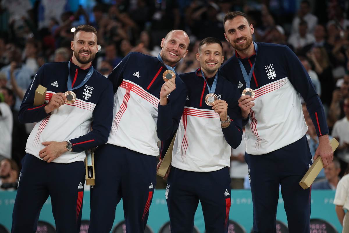 Srbija će osvojiti medalju, ali ne zlatnu! Stigla prva predviđanja uoči Eurobasketa 2025