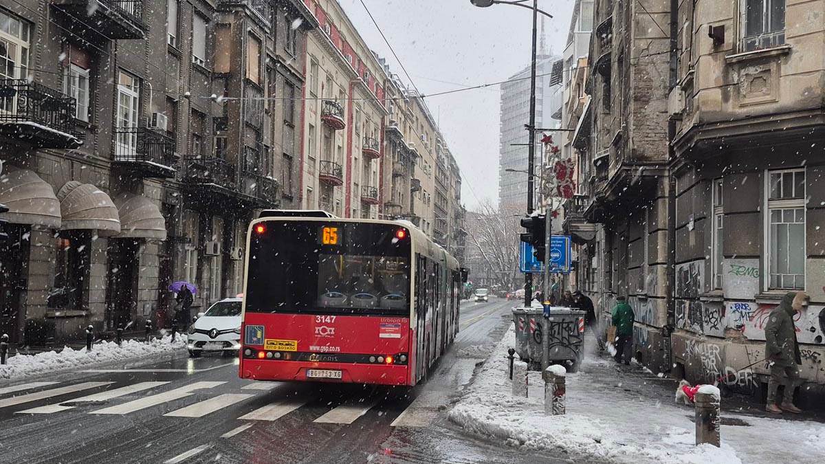 Kako funkcioniše dinamički red vožnje: Na okretnicama će biti postavljene table, evo kad će autobusi kretati