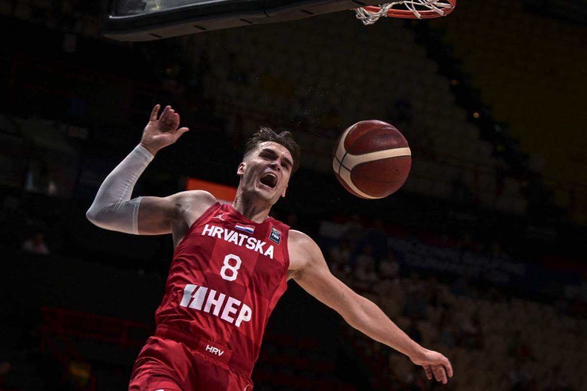 Hezonja dao 40 poena u nebitnom meču: Hrvati iskalili bes protiv domaćina Eurobasketa