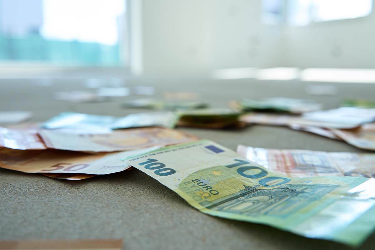 Ovo je novi kurs evra za 24. mart: Menjačnice po ovim vrednostima prodaju valute