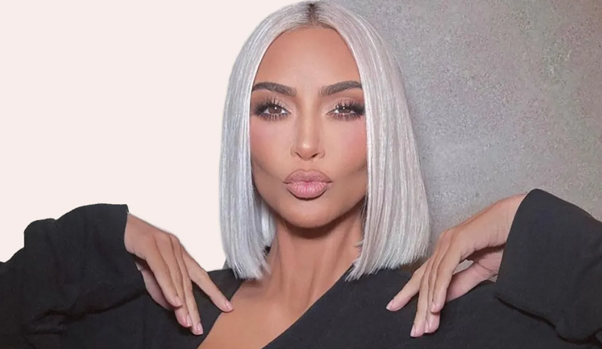 Kim Kardašijan ima 10 dadilja, rade 12 sati, budne su celu noć | Mondo