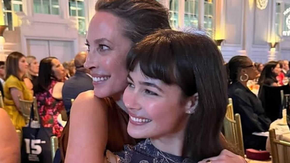 Najlepša manekenka Krisi Tarlington besna što joj starci muvaju ćerku ...