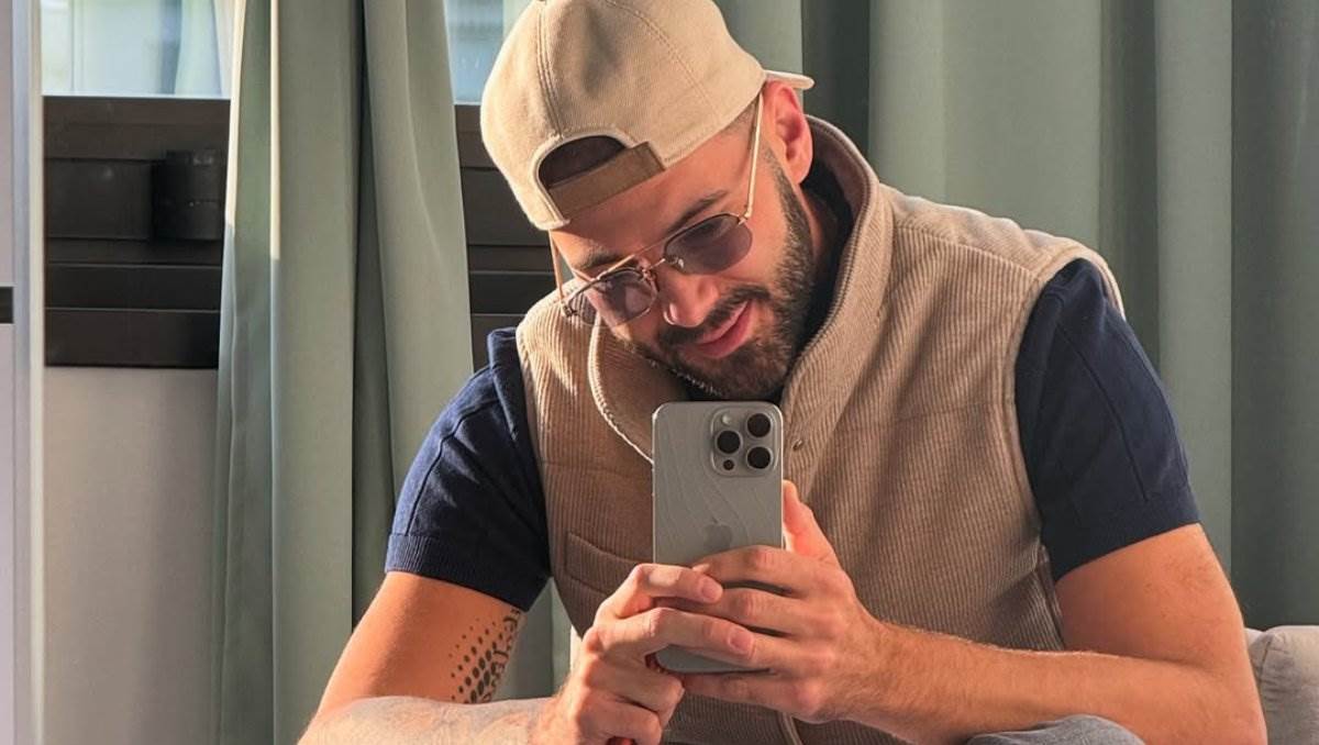 Marko Gačić se grli sa ljubavnicom nakon što ga je otac isterao iz kuće ...