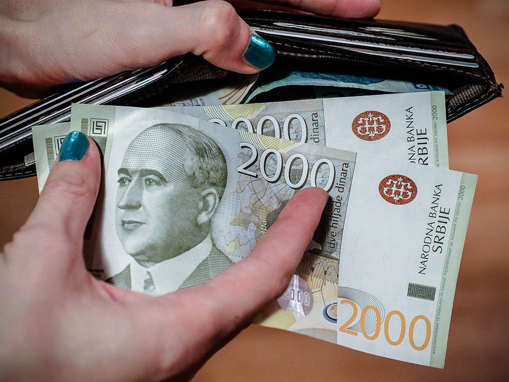 Koja zanimanja u Srbiji imaju najveće plate? Poznato i kolika je prosečna zarada u različitim delovima zemlje