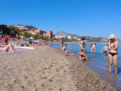 Bizarna smrt na poznatoj plaži u Španiji: Vozilo za čišćenje pregazilo muškarca pod peškirom
