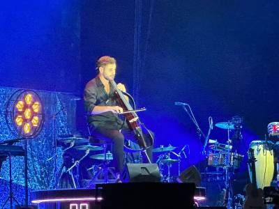 Stjepanu Hauseru otkazan koncert zbog snimka na Instagramu? Sporan video na kojem svira "Kaljinku" (Video)