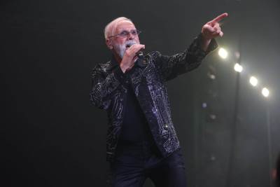 Dino Merlin prodavao ista mesta na Koševu dva puta? Fan pokazao dokaze, progovorio o navodnoj prevari