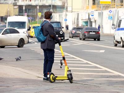 Ovo su pravila koja vozači električnih trotineta moraju da poštuju: Evo zbog čega se može završiti u zatvoru 