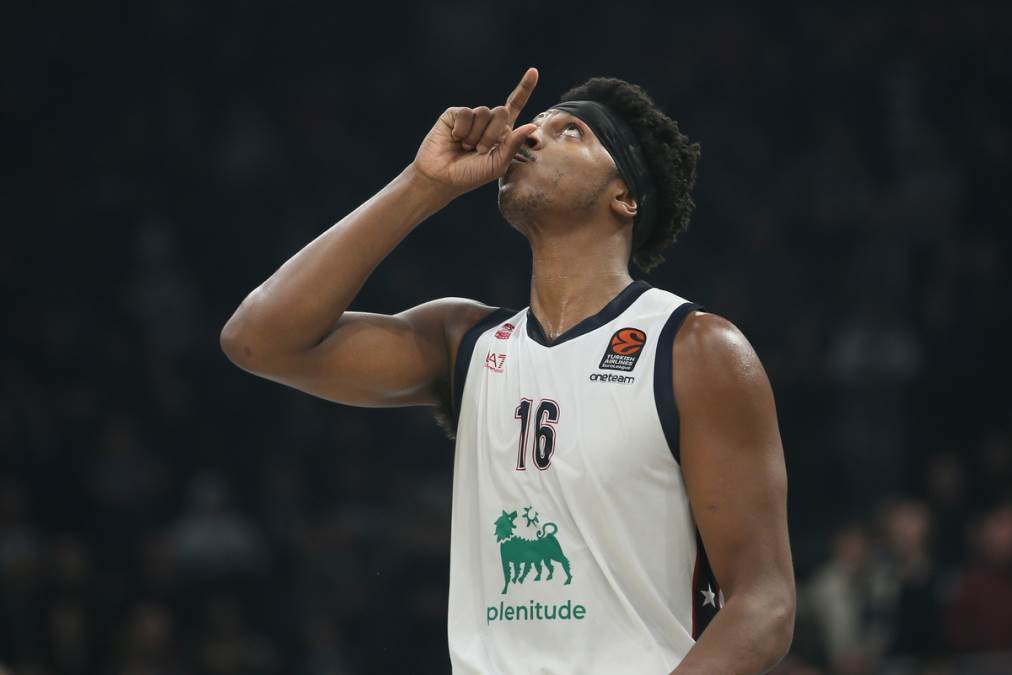 Trese se Evroliga: Zek Ledej i Mario Hezonja stižu u paketu