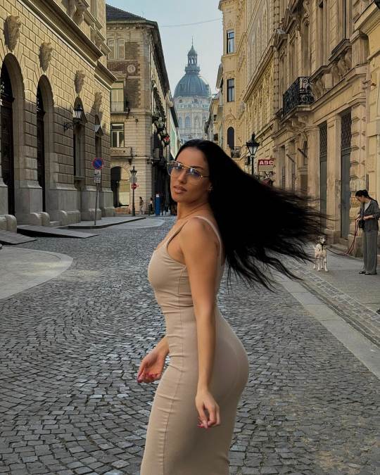 "Ugradili su mi drugi stent, pojavio se problem": Mahrina ponovo operisana zbog problema s bubrezima