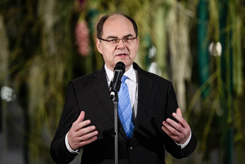 Kristijan Šmit podneo ostavku: Odlazi sa mesta visokog predstavnika za Bosnu i Hercegovinu