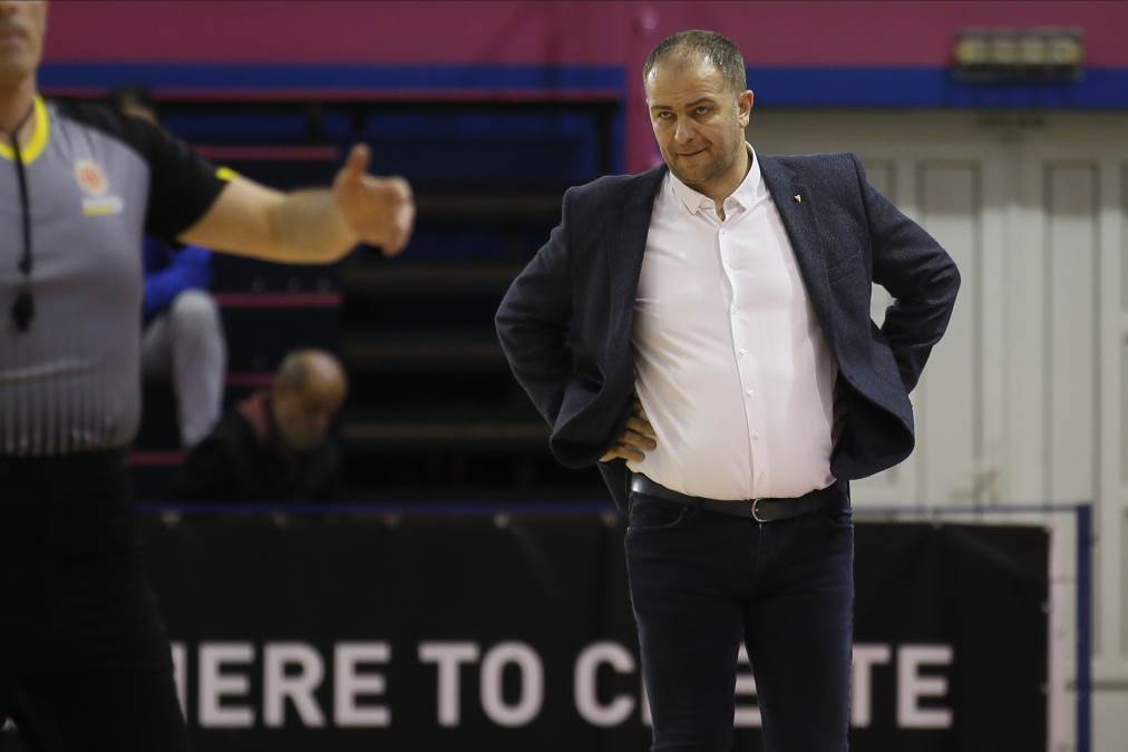 Euforija u Čajetini pred dolazak Crvene zvezde: "Napunili bismo pet hala"