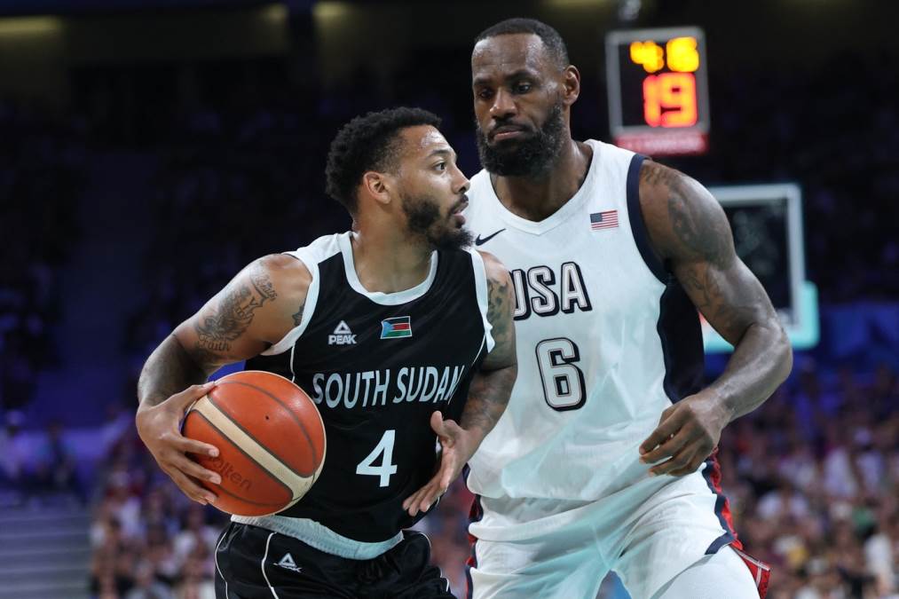 Karlik Džouns uradio tetovažu sa Lebronom Džejmsom: Marko objavio snimak, Amerikanci oduševljeni