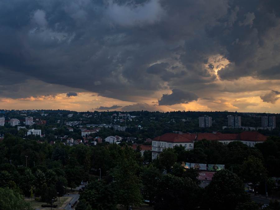 RHMZ upozorio na novu promenu vremena: Posle 27 stepeni stižu kiša i grmljavina