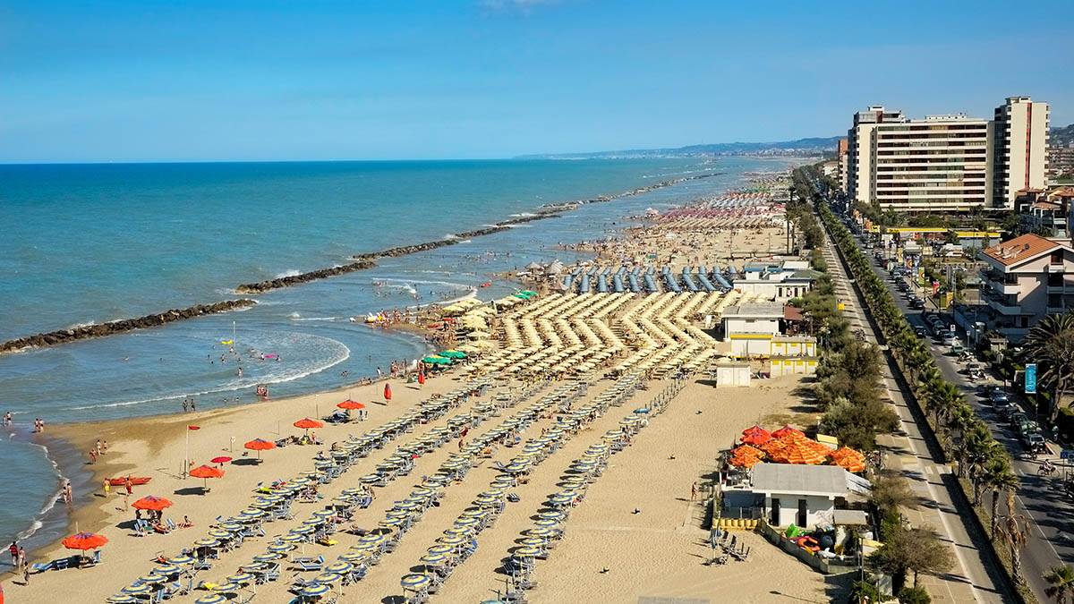 Tragedija na Jadranu: Devetletnica se je utopila v italijanski Pes kari