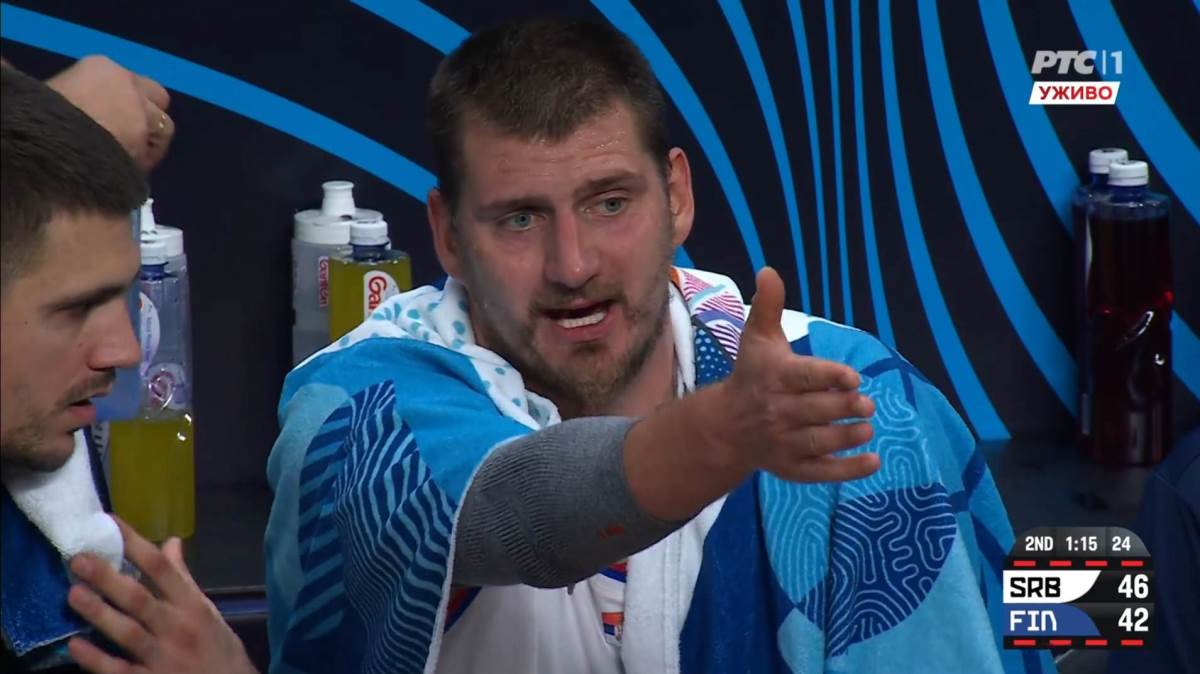 Trenutak koji je svima promakao: Jokić pobesneo na klupi, pogledajte šta je vikao