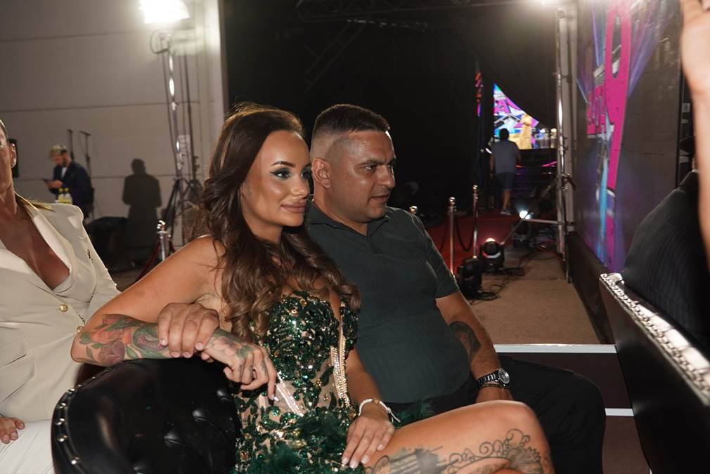"Odselila se iz Koteža": Rastali se Teodora i Bebica, njeni roditelji pretili da će ga strpati u zatvor