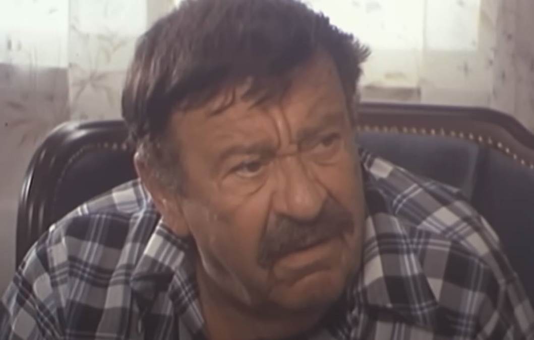 Na sahranu supruge Pavla Vuisića došlo troje ljudi: Porodična grobnica legendarnog glumca zapuštena