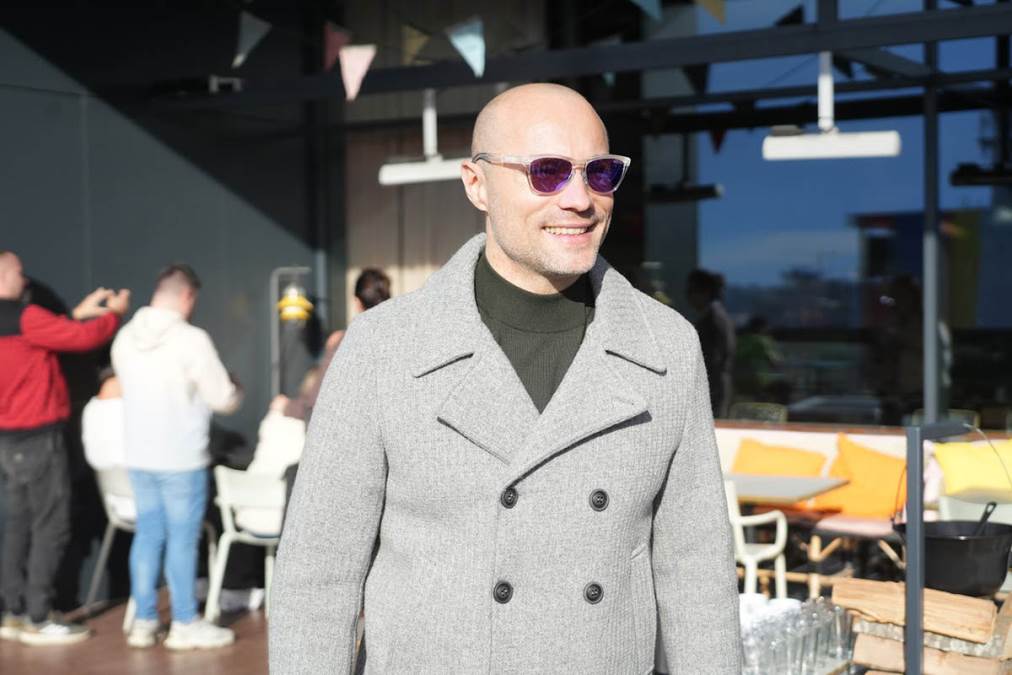 Aca Sofronijević postao tata: Porodila se Kosana, par dobio devojčicu