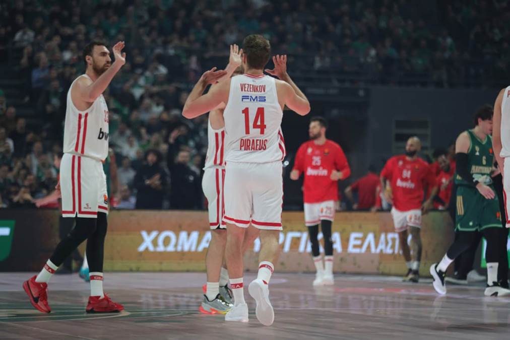 Šta rade u Evroligi? Ljubitelji košarke besni, pogledajte raspored u plej-ofu