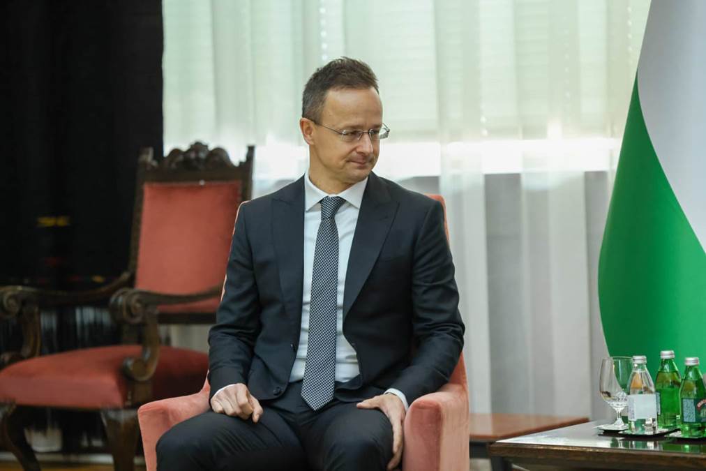 Oglasio se mađarski ministar o optužbama za deljenje informacija Rusima: 