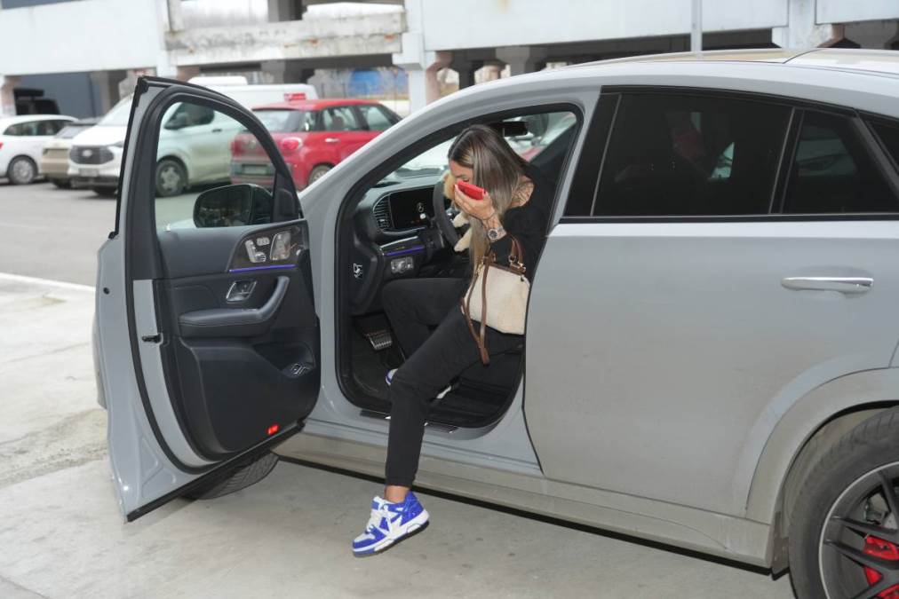 "Imaju kao milione, kad im pevaš, niko ne izvadi ni 50 evra": Pevačica žestoko oplela po sportistima, iznela šok detalje
