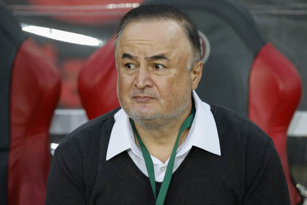 Tragedija na aerodromu u Istanbulu: Preminuo trener koji je menjao fudbalske granice