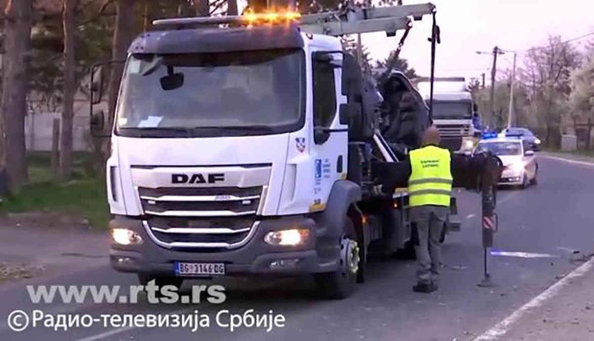 "Čula se škripa guma, cela ulica je ostala bez struje": Oglasili se svedoci nesreće u Barajevu, stradao mladić