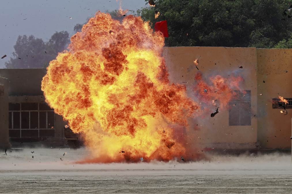 Pogođen Međunarodni aerodrom u Bagdadu: Više povređenih, raketa pala i na američki konzulat