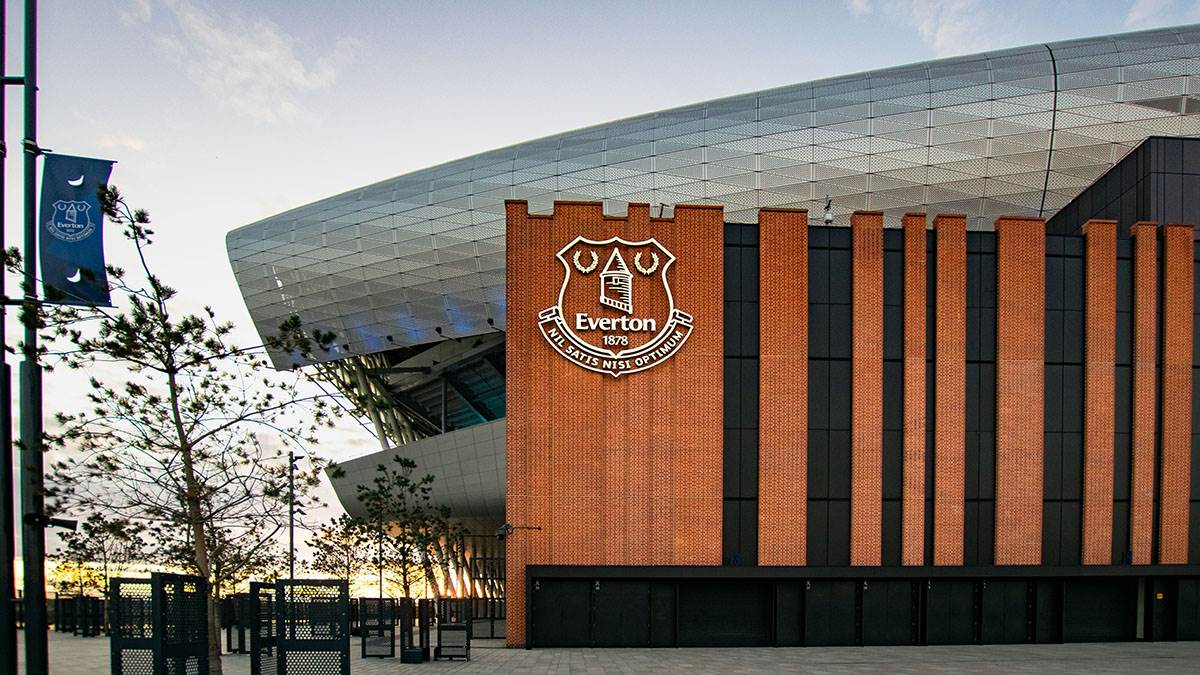 Zvezda poslala svoje dete na stadion od milijardu evra: Aleksa Baštić ima 7 dana da se dokaže