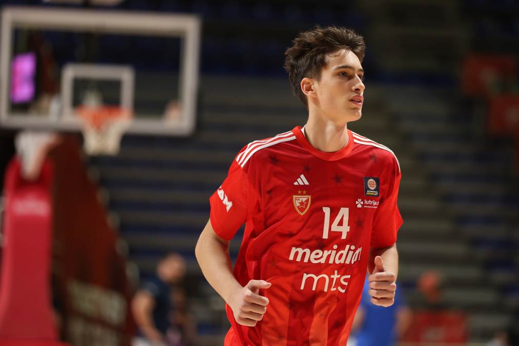 Ubedljiv poraz Zvezde na Evroliginom turniru: Crveno-beli bez ikakve šanse u finalu u Pioniru