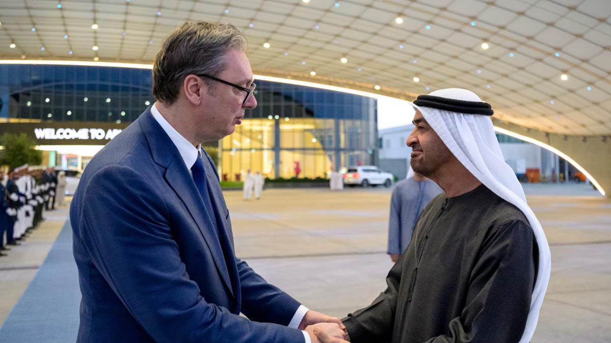 Vučić u iznenadnoj poseti Emiratima: Dočekan uz najviše počasti, obavljeni važni razgovori u Abu Dabiju