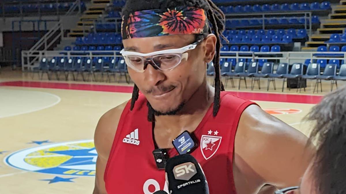 Čima Moneke se naljutio zbog kritika: 