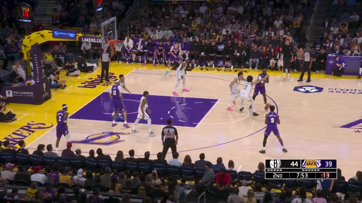 NBA liga nikad nije videla ovako nešto: Lebron Džejms je u centru pažnje, opet ispisao istoriju