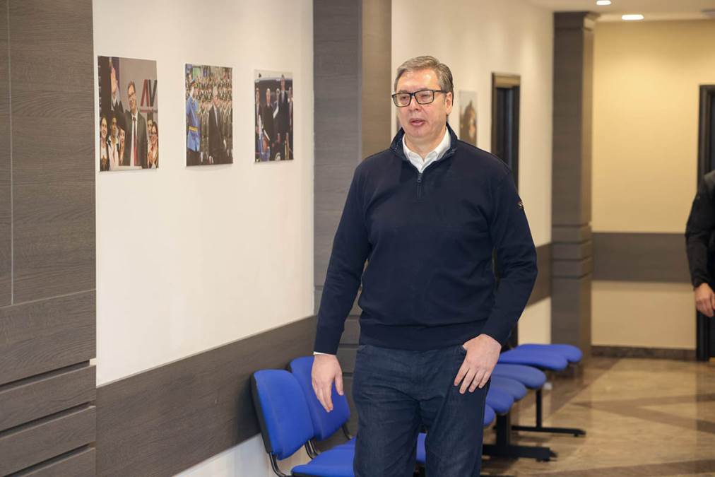 Prve reči Vučića nakon preliminarnih rezultata: "Biće teška i neizvesna borba"