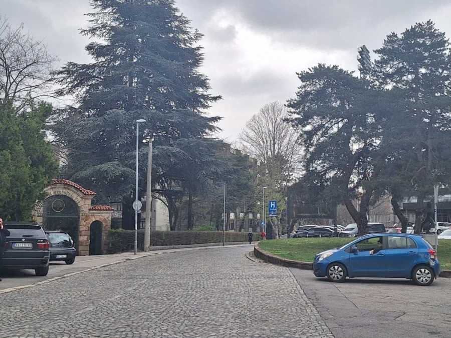 "Prišao joj je bez reči i počeo da ubada, nije bilo svađe": Detalji užasa u Humskoj, prve slike sa lica mesta