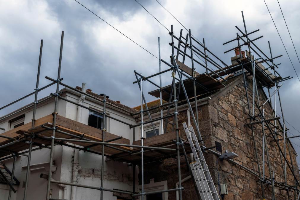 Pojavio se novi građevinski materijal: Novi materijal ne truli, ne gori i jači je od drveta