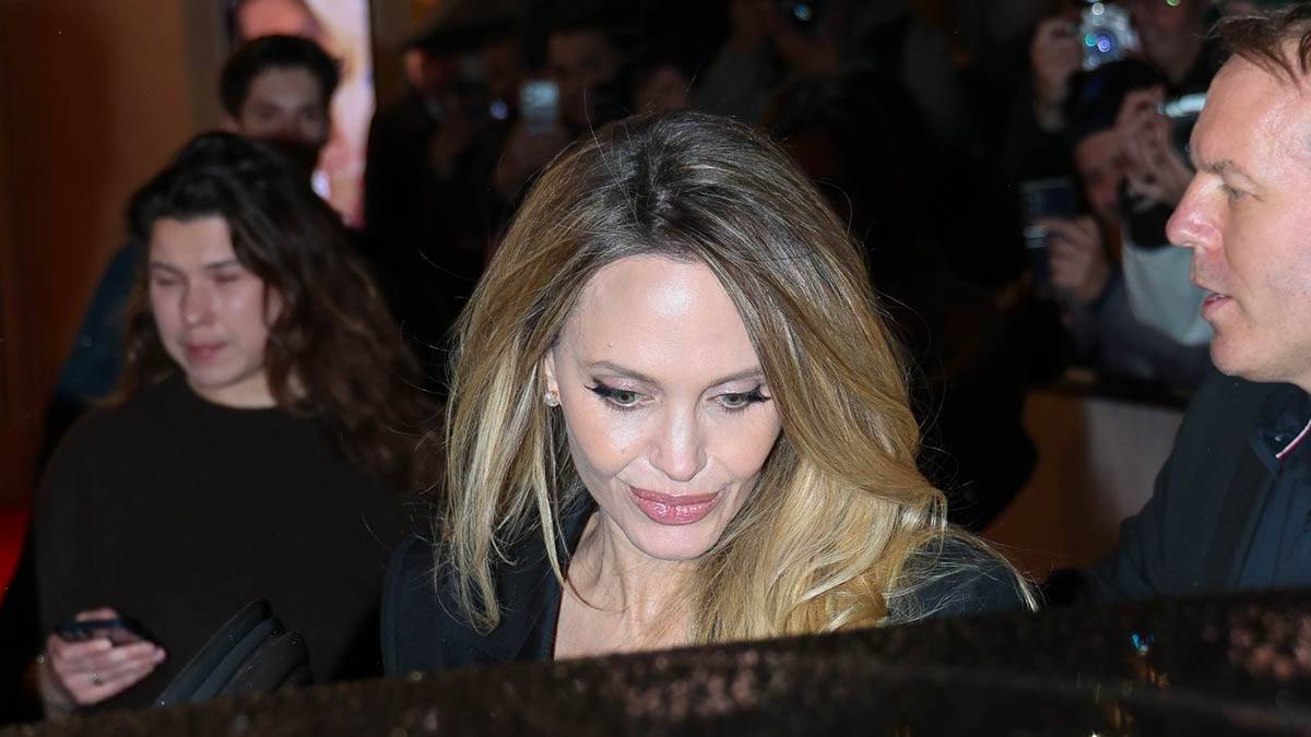 Svet netremice gleda upropašćeno lice Anđeline Džoli: Otkriveno šta stoji iza ovako nesrećnog rezultata (Foto)