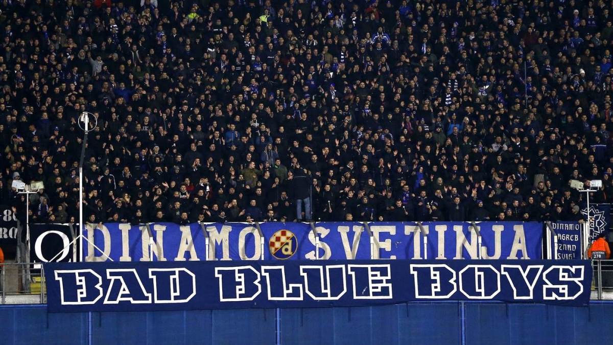 "Kao da smo se vratili u devedesete": Čak su i Hrvati šokirani zbog ustaške šahovnice preko tribine Maksimira